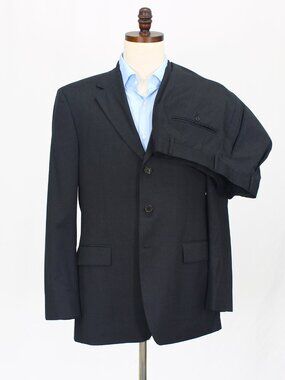 Hugo Boss 40R 34x31 Gray Full Suit 3-Button Solid R724